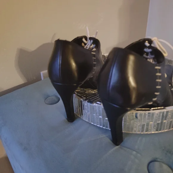 Black Ankle Boots with White Laces - Picture 4 of 4